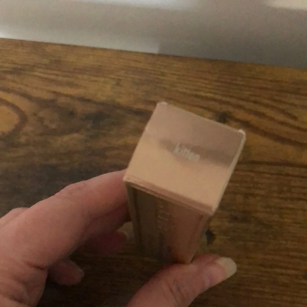 Stila Shimmering & Glow Liquid Eyeshadow - Kitten